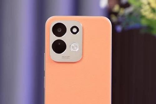 Smartphone lưng da, chip Snapdragon 4 Gen 5, pin 7.900mAh, giá gần 7 triệu đồng