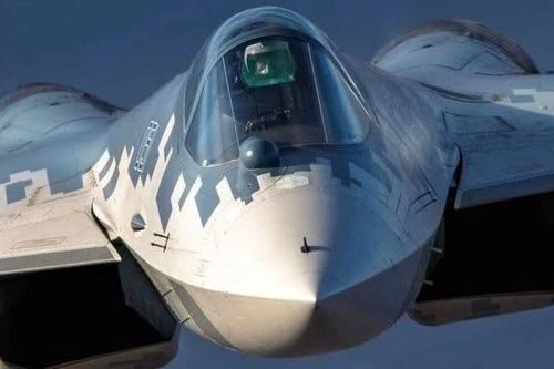 Nga hé lộ cấu hình "tàu mẹ drone" mới cho máy bay chiến đấu Su-57 nhằm nâng cao hiệu suất