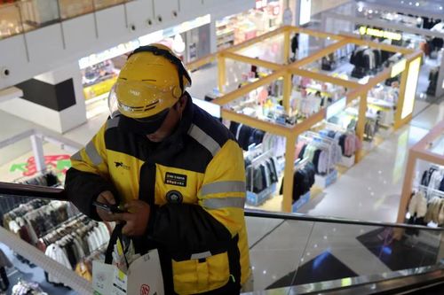 Sau freeship, thương mại điện tử Trung Quốc bước vào cuộc đua mới