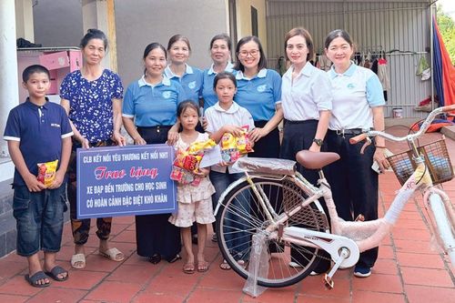 Món quà nhỏ viết tiếp những ước mơ