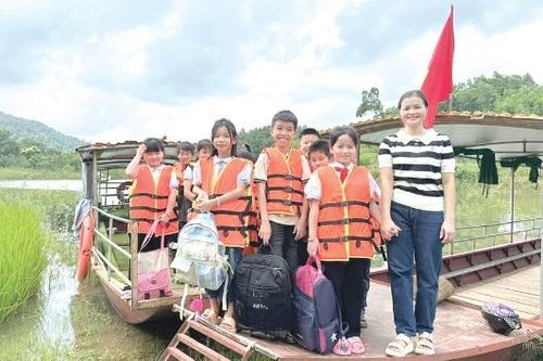 Gọn bộ máy, nâng chất lượng dạy và học