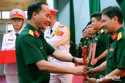 Ý chí tự lực, tự cường của lực lượng vũ trang thành phố