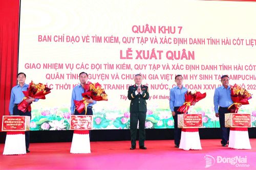 Xuất quân làm nhiệm vụ tìm kiếm, quy tập hài cốt liệt sĩ tại Campuchia