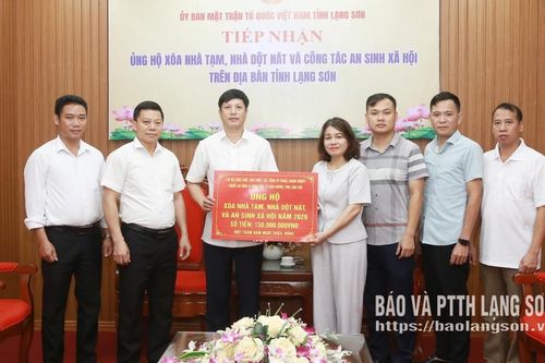 Xã Xuân Dương ủng hộ 150 triệu đồng hỗ trợ xóa nhà tạm, nhà dột nát và công tác an sinh xã hội trên địa bàn tỉnh