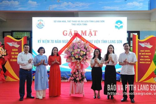 Gặp mặt kỷ niệm 70 năm Ngày thành lập Thư viện tỉnh Lạng Sơn