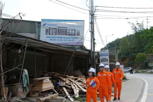 Lào Cai: Giữ dòng điện thông suốt cho điểm cầu trung tâm lễ khai giảng toàn quốc