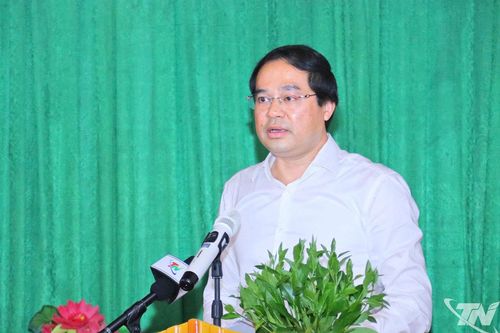 Bí thư Tỉnh ủy Trịnh Xuân Trường dự sinh hoạt Chi bộ xóm Lau Sau