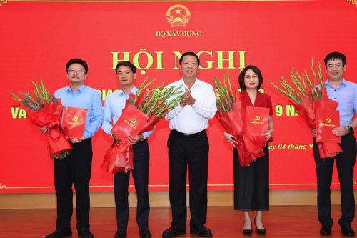 Ban thường vụ Đảng uỷ Chính phủ chỉ định bổ sung 4 ủy viên BCH Đảng bộ Bộ Xây dựng