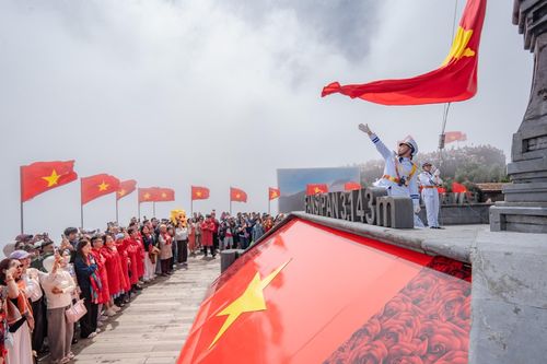 Du lịch dịp Quốc khánh: Tăng lượng khách, vượt doanh thu