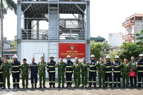 Sẵn sàng cho cuộc thi 'Lính chữa cháy và cứu nạn, cứu hộ xuất sắc'