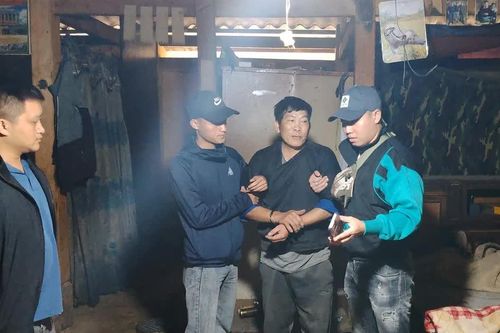 Khởi tố vụ bán ma túy từ trường hợp dương tính tại Nậm Có