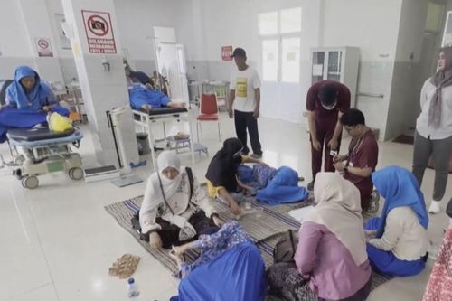 Indonesia: Hơn 1.700 người ngộ độc do ăn suất ăn miễn phí