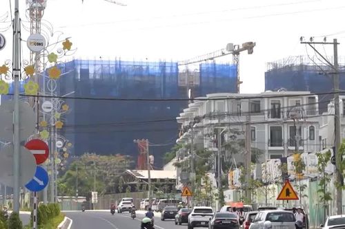 Doanh nghiệp địa ốc chật vật giữ dòng tiền