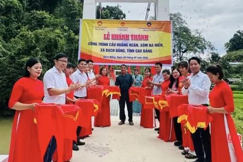 Khánh thành công trình cầu Hoằng Hoản và cầu Hoằng Rài, xã Bạch Đằng