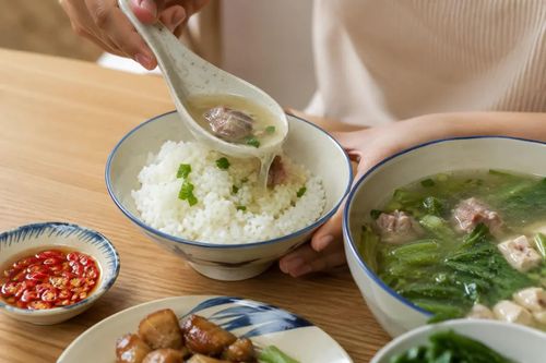Những ai ăn cơm nhiều mỗi ngày nên biết 3 nguyên tắc này để bữa ăn lành mạnh hơn
