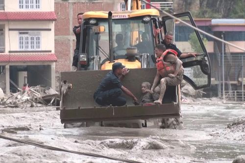Lũ quét kinh hoàng ở Nepal: Từng giờ chờ tin người mất tích