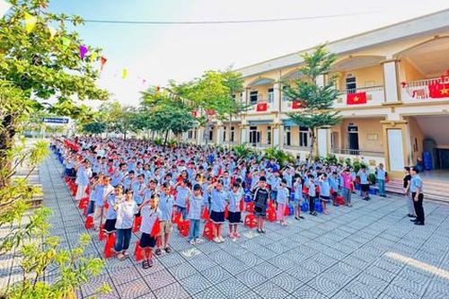 Xã Tam Hưng sẵn sàng cho năm học mới