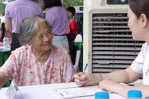 Thúc đẩy hợp tác quốc tế về y tế, chăm sóc người cao tuổi