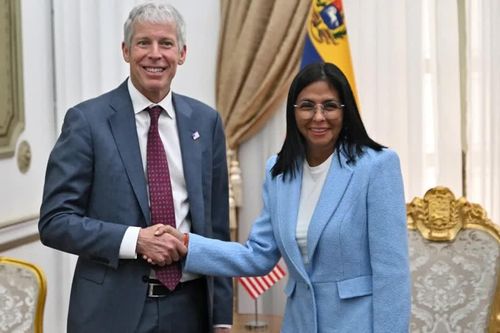 Mỹ bác cáo buộc chiếm dầu Venezuela