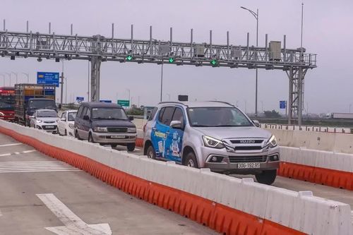 15 dự án cao tốc Bắc- Nam mang về cho ngân sách hơn 2.100 tỷ đồng phí