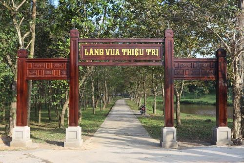 Theo quy định mới, vi phạm về trật tự xây dựng trong khu vực bảo vệ của di tích bị xử phạt như thế nào?