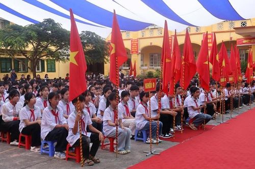 Gần 1.200 học sinh vùng cao Mù Cang Chải vui ngày khai trường