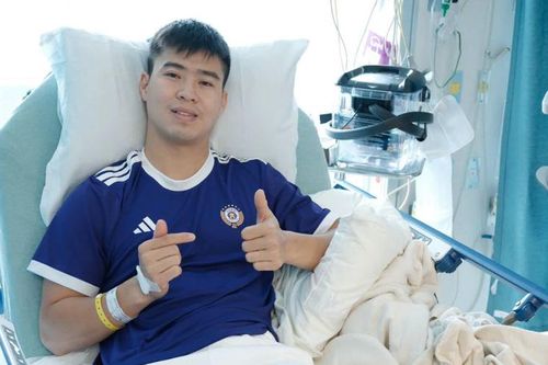 Duy Mạnh phẫu thuật thành công tại Mỹ