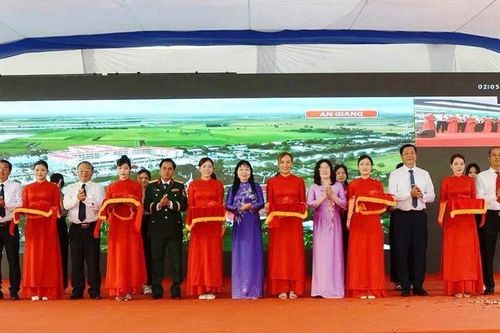 An Giang khai giảng năm học mới, khánh thành 3 trường nội trú liên cấp vùng biên