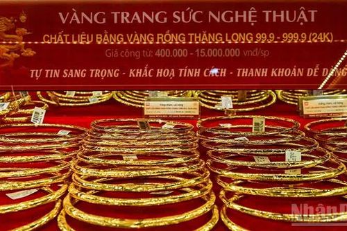Giá vàng ngày 5/9: Vàng miếng và vàng nhẫn SJC đảo chiều giảm 1 triệu đồng/lượng