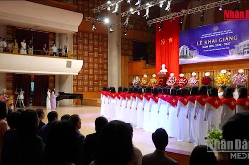 [Video] Lễ Khai giảng đặc biệt của Học viện Âm nhạc Quốc gia Việt Nam