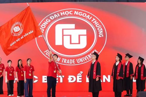 Tân sinh viên trước hành trình mới: Học để làm, sáng tạo và trưởng thành