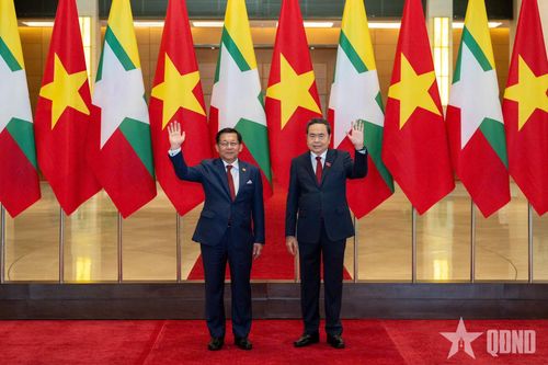 Chủ tịch Quốc hội Trần Thanh Mẫn hội kiến Tổng thống Myanmar Min Aung Hlaing