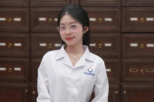 Nữ sinh Y học cổ truyền mang 'y đức' vào hành trình tuổi trẻ