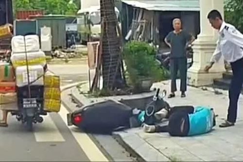 Hành xử đúng khi tài xế xe công nghệ bị hành hung