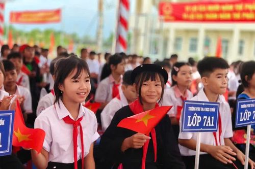 Tạo sức bật cho giáo dục vùng khó, mở lối thoát nghèo