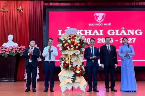 Đại học Huế đón gần 16.500 tân sinh viên năm học 2026 - 2027