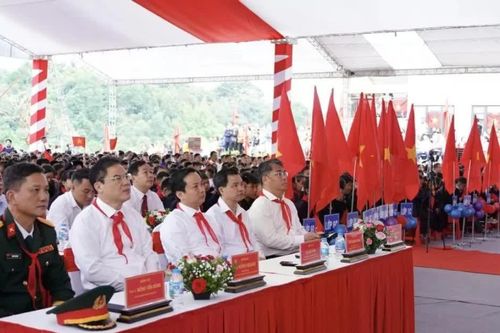 Cao Bằng: Những ngôi trường nội trú liên cấp khang trang lần đầu mở cửa đón học sinh