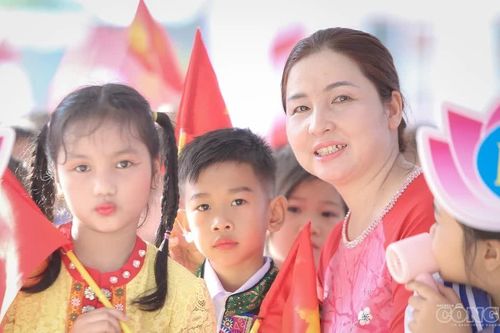 Rạng rỡ ngày khai giảng ở xứ Nghệ