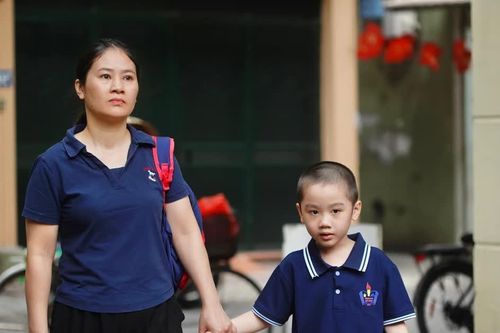 Lễ khai giảng đặc biệt ở ngôi trường thầy dạy, trò học bằng đôi tay