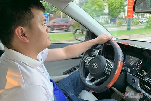Đường cao tốc không ngừng mở rộng, nhưng lái xe trên đó càng khó và áp lực hơn