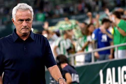 Real Madrid thua trắng Betis, Mourinho mỉa mai đối thủ
