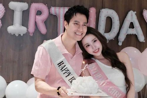 Sinh nhật tuổi 38 ngọt ngào của diễn viên Quỳnh Nga bên bạn trai NSƯT Việt Anh