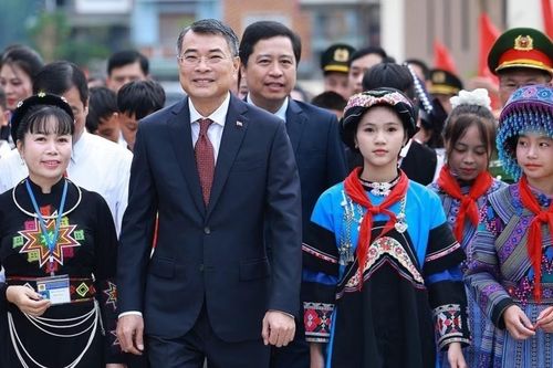 Thủ tướng: Mỗi ngôi trường được đưa vào hoạt động là điểm tựa của niềm tin và tương lai