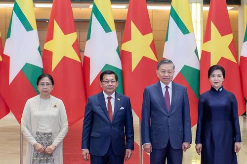 Tổng Bí thư, Chủ tịch nước và phu nhân chủ trì lễ đón Tổng thống Myanmar