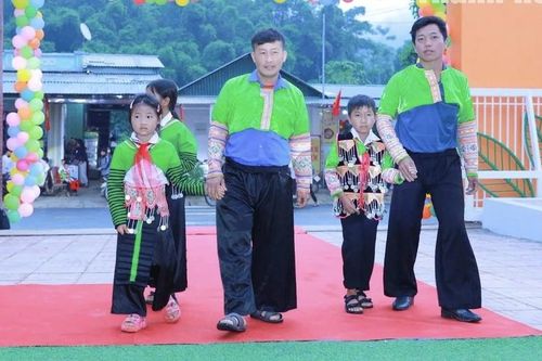 Hơn 900.000 học sinh Thanh Hóa đồng loạt khai giảng năm học mới