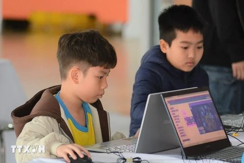 Lạm dụng AI có thể làm suy giảm khả năng tư duy độc lập và kết nối xã hội
