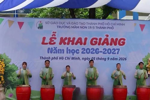 Trường Mầm non 19/5 TP. Hồ Chí Minh rực rỡ sắc màu khai giảng