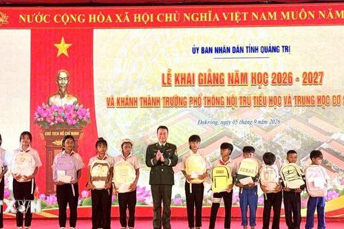 Nâng bước những mầm xanh nơi biên cương đất nước