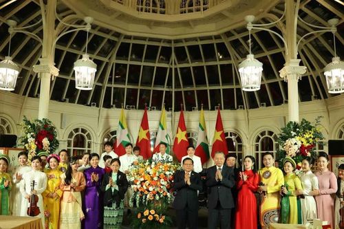 Tổng Bí thư, Chủ tịch nước chủ trì tiệc chiêu đãi chào mừng Tổng thống Myanmar