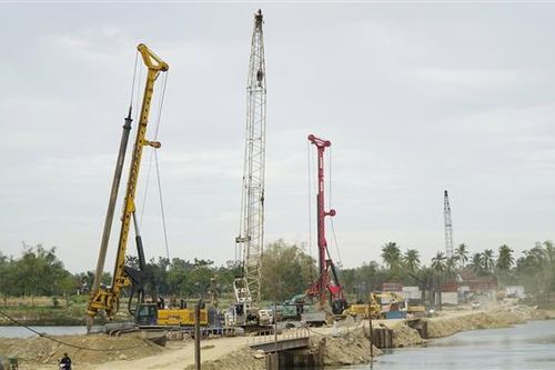 Tăng tốc giải ngân vốn, đẩy nhanh tiến độ các dự án giao thông trọng điểm